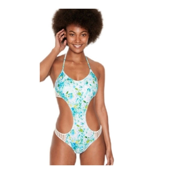 NWOT Victoria Secret Crochet Monokini Medium